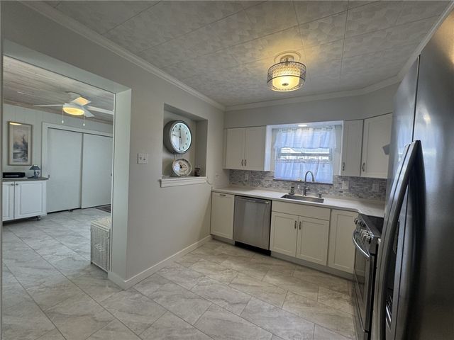 19 Jefferis, South Union Twp, PA 15401