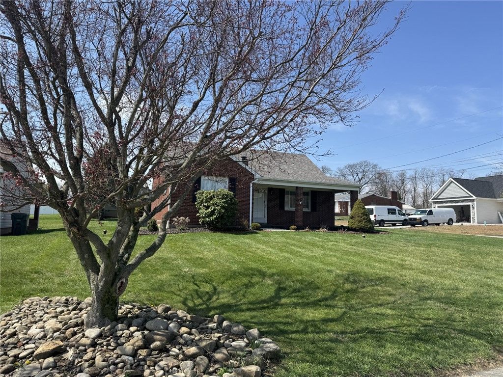 19 Jefferis, South Union Twp, PA 15401