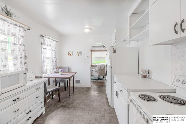 5318 Fontenelle Boulevard, Omaha, NE 68111