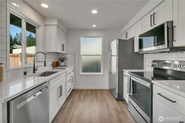 21720 SE 237th Street, Maple Valley, WA 98038