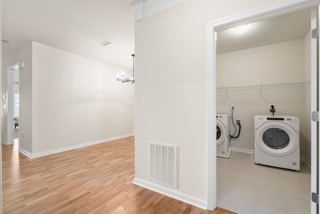 4 Stratton Dr 308, Woburn, MA 01801