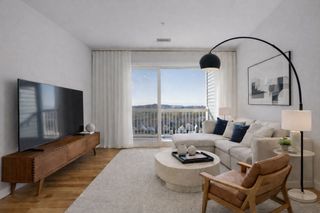 4 Stratton Dr 308, Woburn, MA 01801