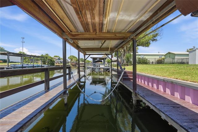 30107 GREEN BAY DRIVE, Tavares, FL 32778