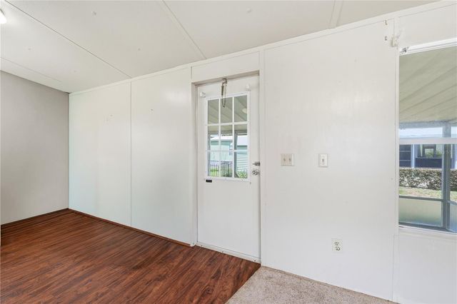 30107 GREEN BAY DRIVE, Tavares, FL 32778