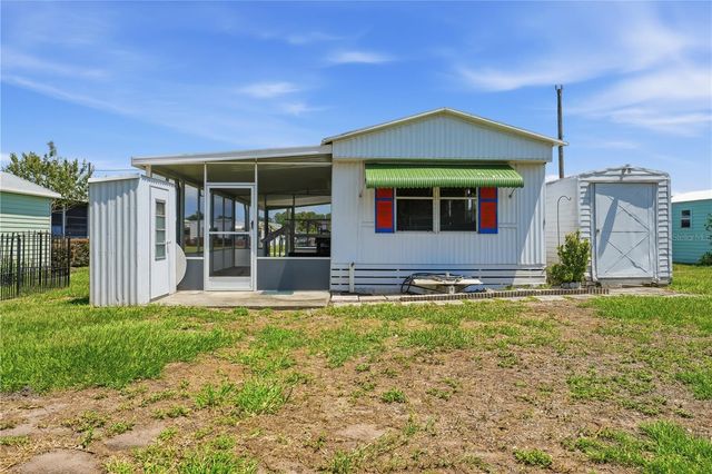 30107 GREEN BAY DRIVE, Tavares, FL 32778