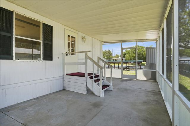 30107 GREEN BAY DRIVE, Tavares, FL 32778