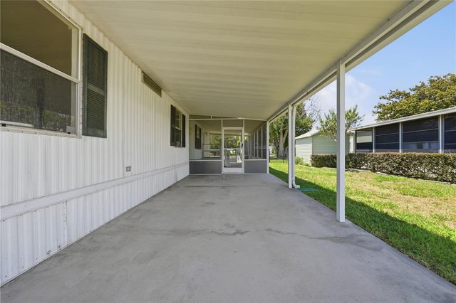 30107 GREEN BAY DRIVE, Tavares, FL 32778