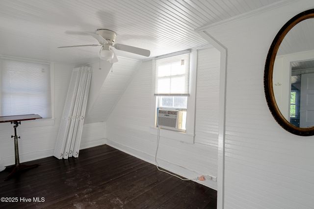 23 Gum Lumber Road, Aurora, NC 27806