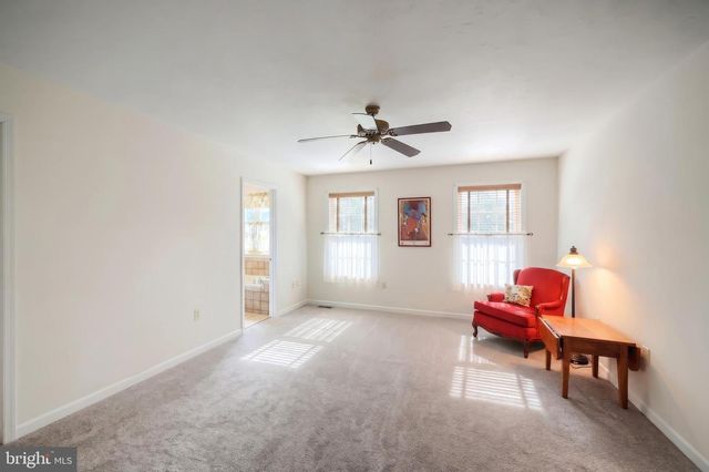 7284 LANDON DR, Thomasville, PA 17364