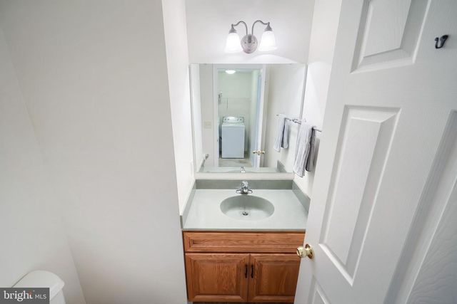 7284 LANDON DR, Thomasville, PA 17364