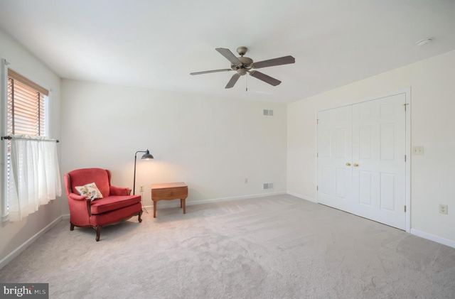 7284 LANDON DR, Thomasville, PA 17364