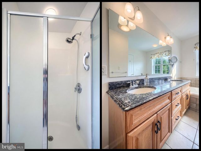 7284 LANDON DR, Thomasville, PA 17364