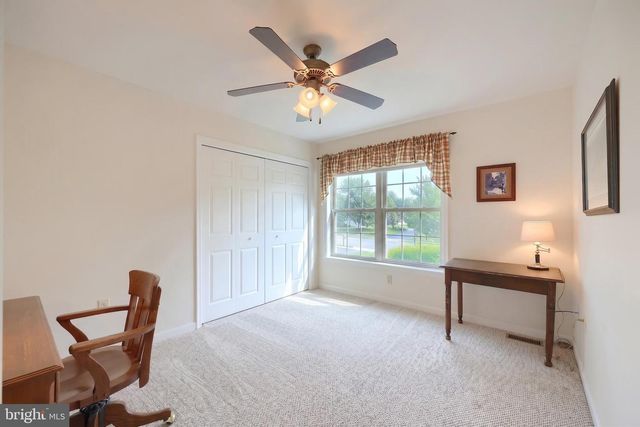 7284 LANDON DR, Thomasville, PA 17364