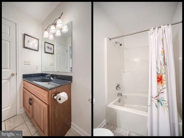 7284 LANDON DR, Thomasville, PA 17364