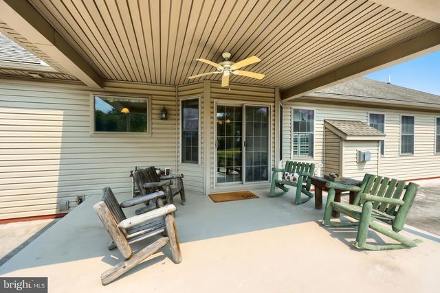 7284 LANDON DR, Thomasville, PA 17364