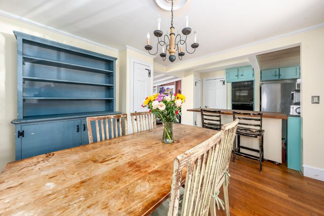 86 Sea Street, Hyannis, MA 02601