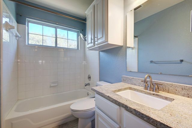 4907 Craig DR, Austin, TX 78727