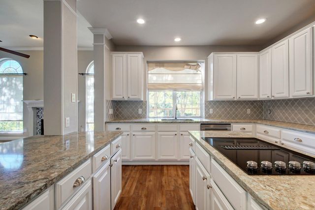 4907 Craig DR, Austin, TX 78727