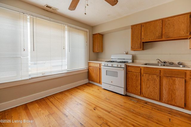 120 N 42nd St, Louisville, KY 40212