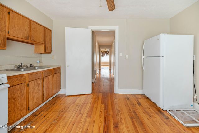 120 N 42nd St, Louisville, KY 40212