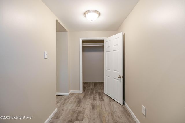 120 N 42nd St, Louisville, KY 40212