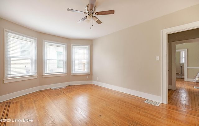 120 N 42nd St, Louisville, KY 40212