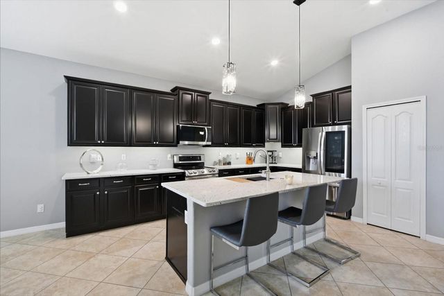 11604 SUNBURST MARBLE ROAD, Riverview, FL 33579