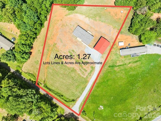 4051 10th Avenue Drive SW, Hickory, NC 28602