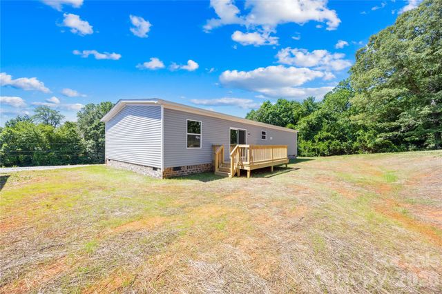 4051 10th Avenue Drive SW, Hickory, NC 28602