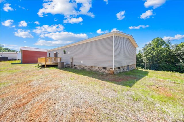 4051 10th Avenue Drive SW, Hickory, NC 28602