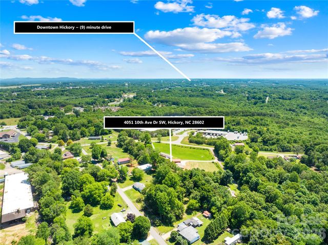 4051 10th Avenue Drive SW, Hickory, NC 28602