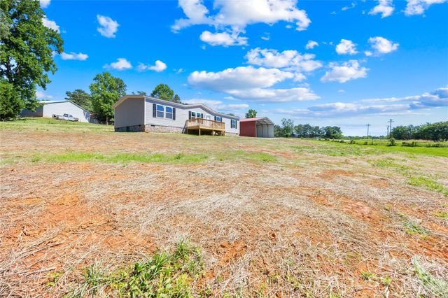 4051 10th Avenue Drive SW, Hickory, NC 28602