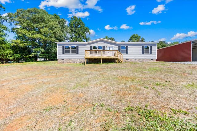 4051 10th Avenue Drive SW, Hickory, NC 28602