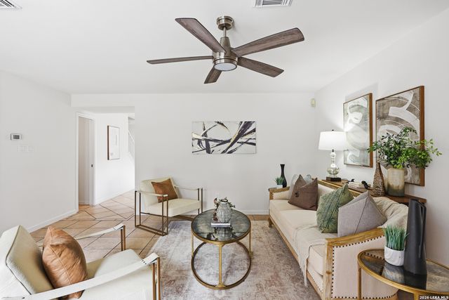 16046 Watering Point Dr, San Antonio, TX 78247