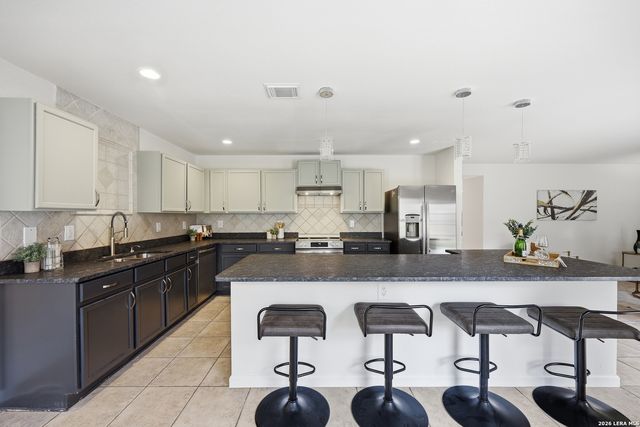 16046 Watering Point Dr, San Antonio, TX 78247