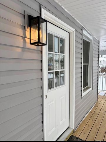 45 Garfield Street, Bay Shore, NY 11706