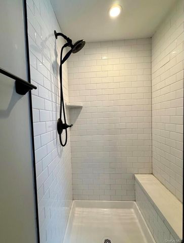 45 Garfield Street, Bay Shore, NY 11706