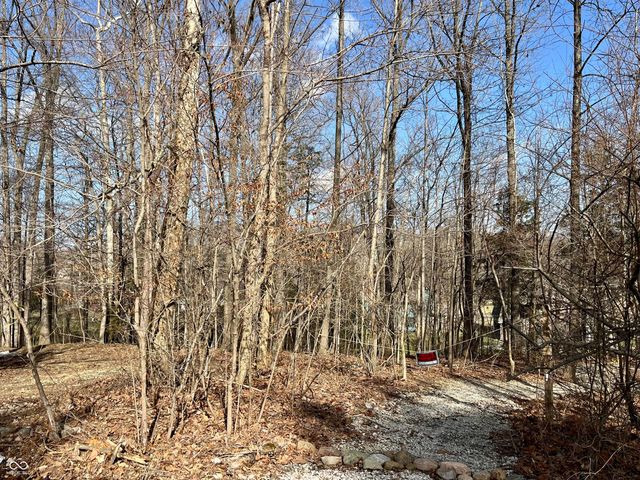 1865 Red Fox Court E, Martinsville, IN 46151