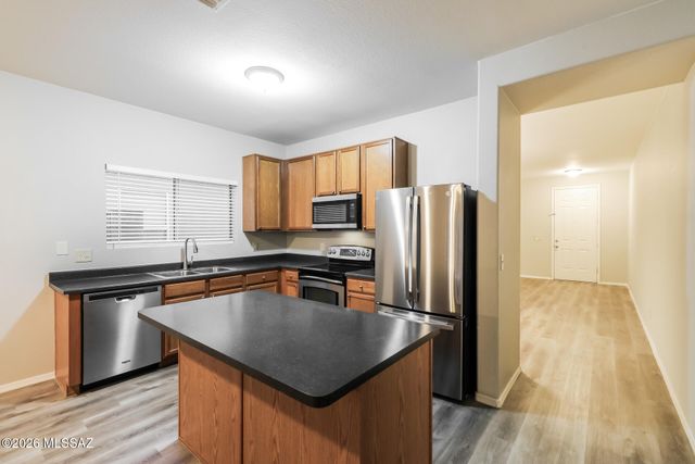 3478 W Sagebrush Hills Court, Tucson, AZ 85741