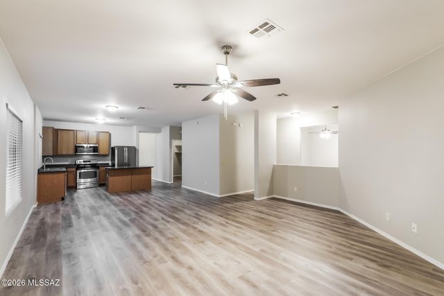 3478 W Sagebrush Hills Court, Tucson, AZ 85741