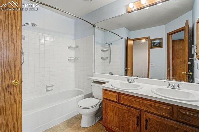 3515 Queen Anne Way, Colorado Springs, CO 80917