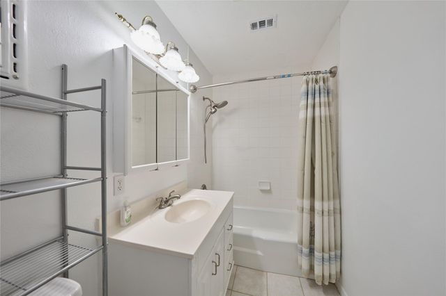 21807 Greengate Drive, Spring, TX 77388