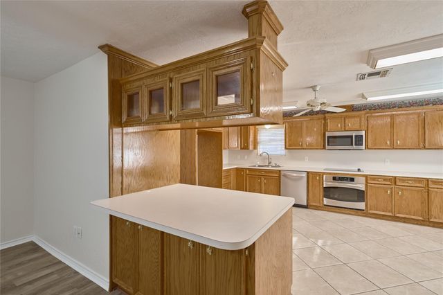 21807 Greengate Drive, Spring, TX 77388