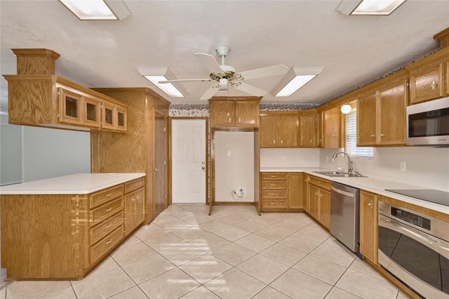 21807 Greengate Drive, Spring, TX 77388