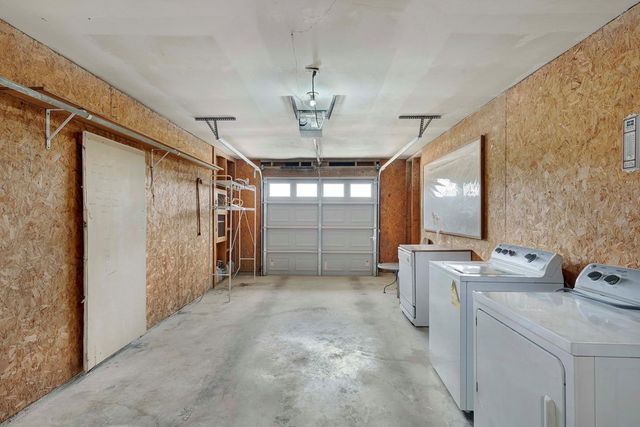 1504 5th St, Kerrville, TX 78028
