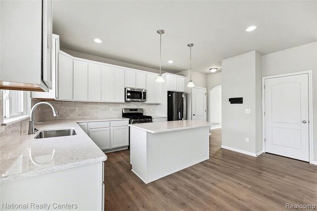 113 Parker Lane, Ortonville, MI 48462