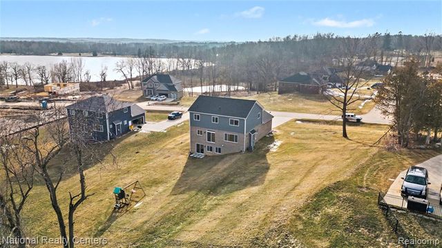 113 Parker Lane, Ortonville, MI 48462