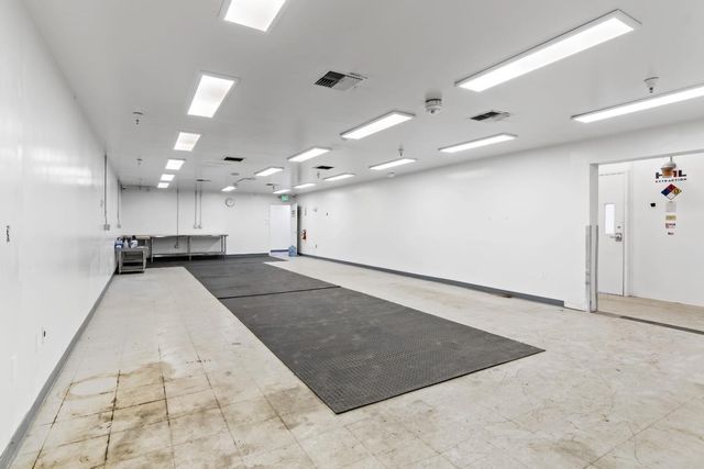 101 Airport Road, King City, CA 93930