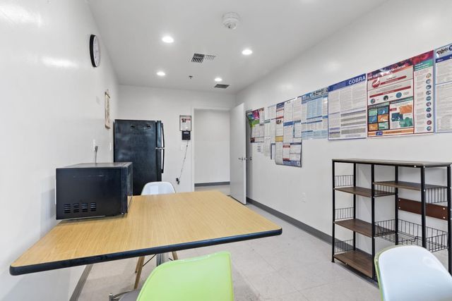 101 Airport Road, King City, CA 93930