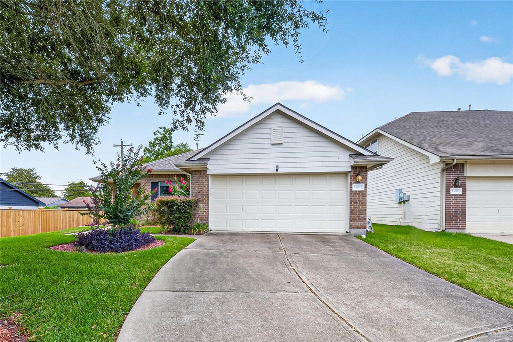 13022 Cherton Court, Houston, TX 77045